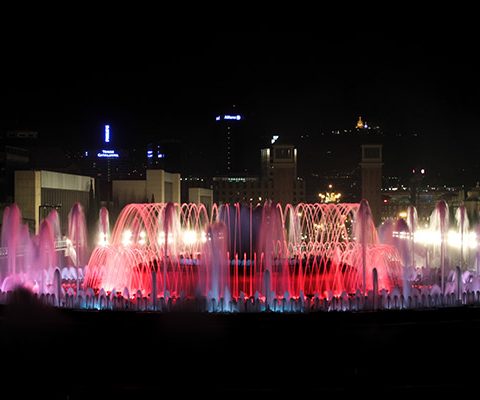 Барселона: Магический Фонтан Монжуика и дома Гауди