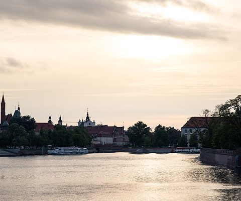 Вроцлав: Мосты, Каналы, Гномы